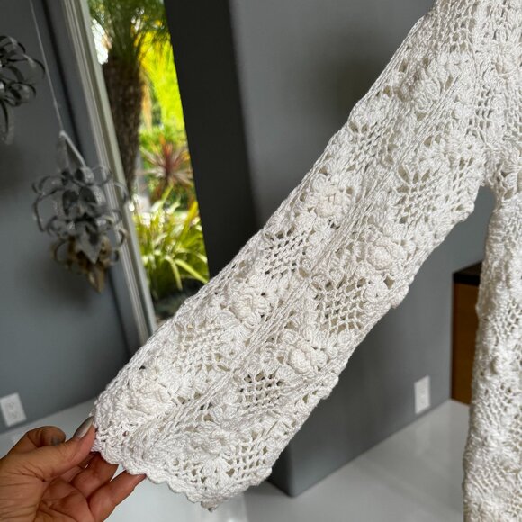 Crochet Top with scoop neck and the perfect amount of Peek a Boo - Picture 4 of 16